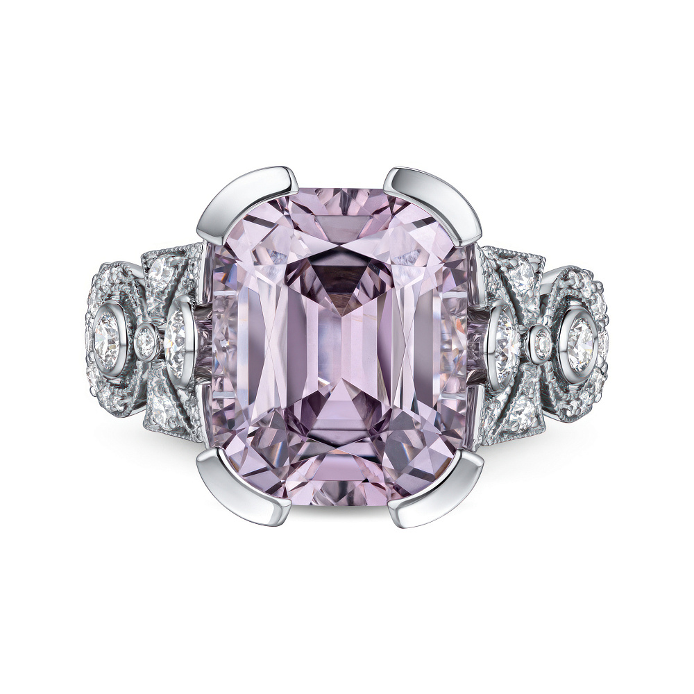 Кольцо со шпинелью цвета Mauve и бриллиантами картинка 2
