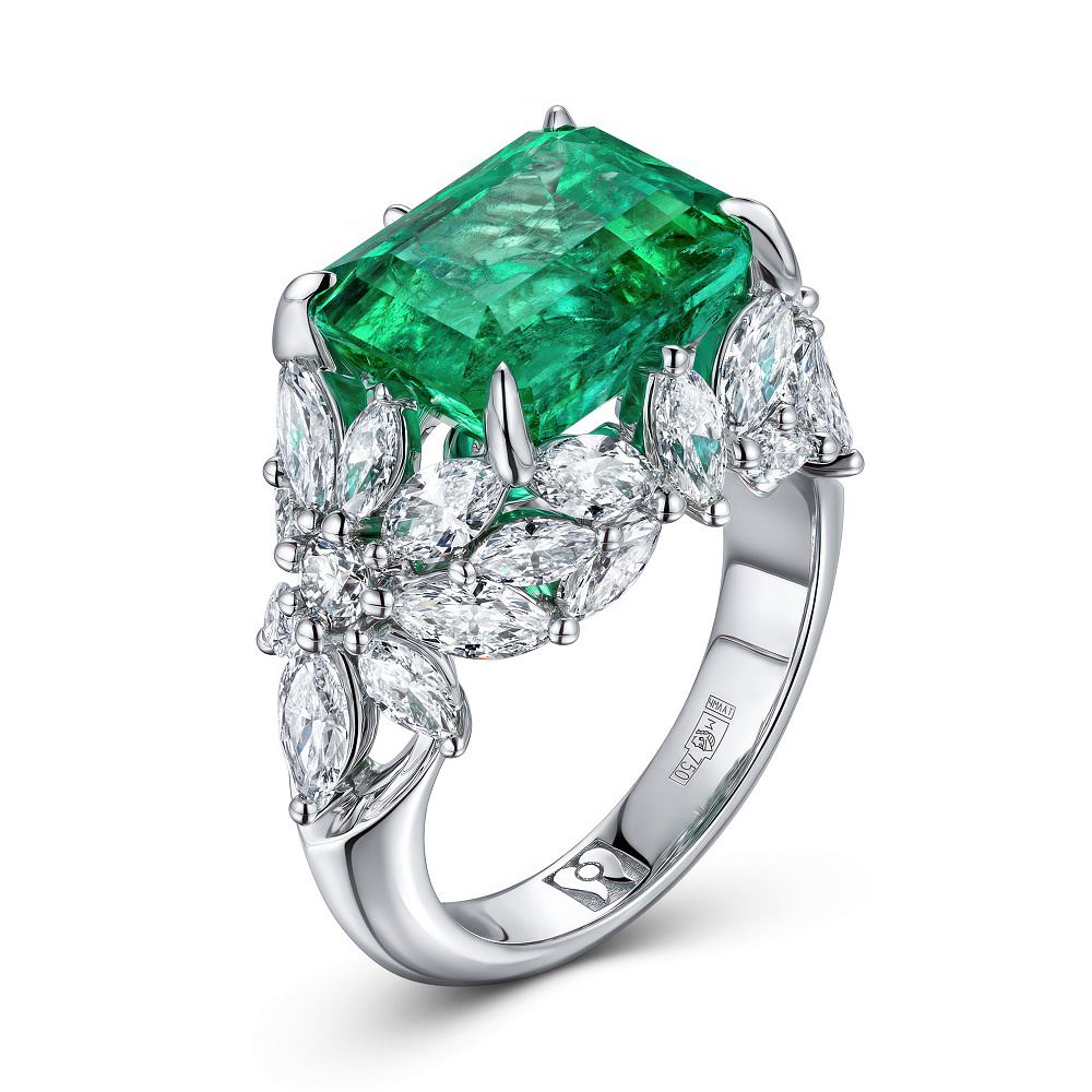 Кольцо с изумрудом и бриллиантами картинка 1