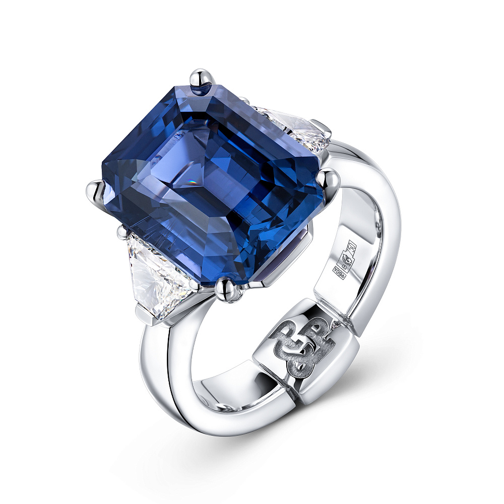 Кольцо с фиолетовой шпинелью и бриллиантами картинка 2