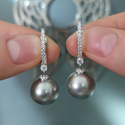 Серьги с жемчугом Таити и бриллиантами