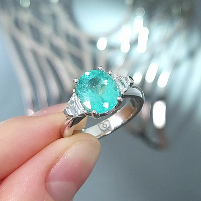 Кольцо с турмалином Параиба и бриллиантами