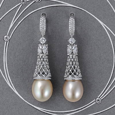 Серьги с Бирманскими жемчужинами цвета шампань и бриллиантами