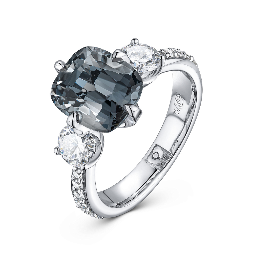 Кольцо с серой шпинелью и бриллиантами картинка 2