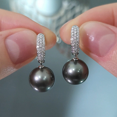 Серьги с жемчугом Таити и бриллиантами